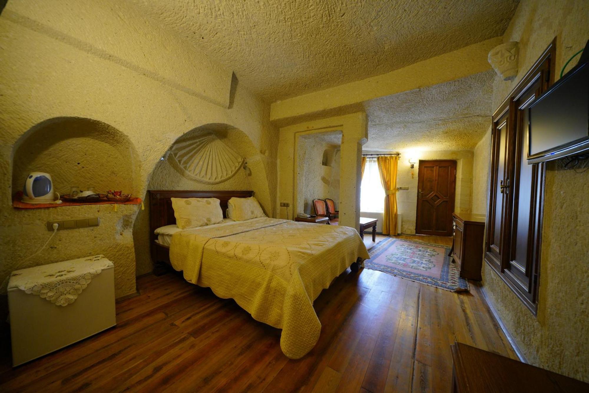 Vezir Cave Suites เกอเรเม ภายนอก รูปภาพ