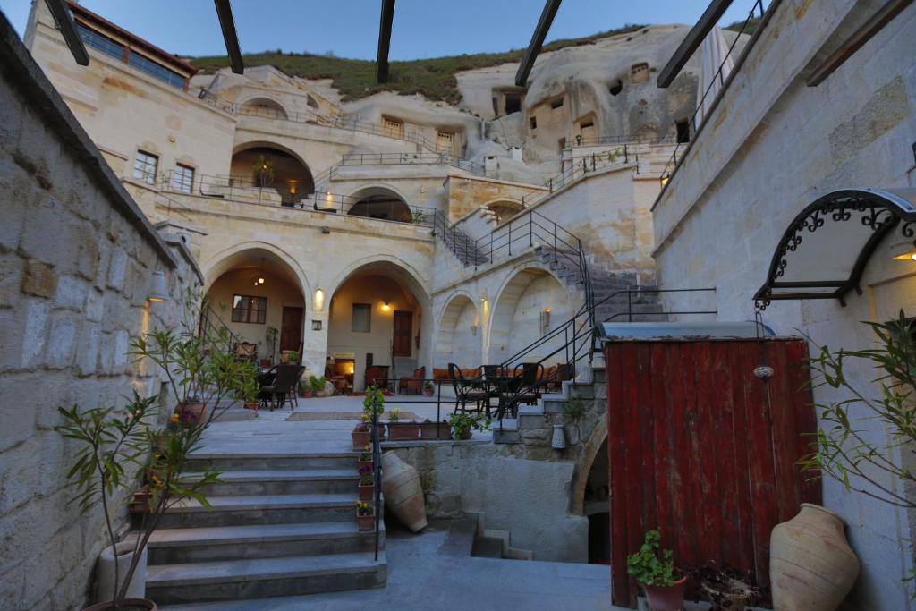 Vezir Cave Suites เกอเรเม ภายนอก รูปภาพ